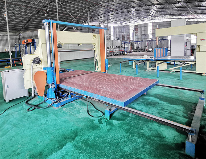 自动海绵吸风平切机