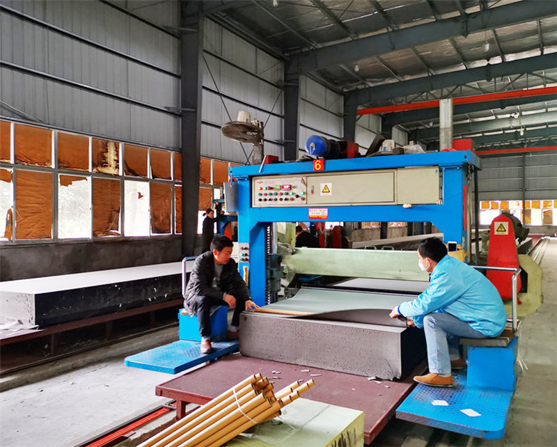 DMJX-1650/2150海绵路轨平切机